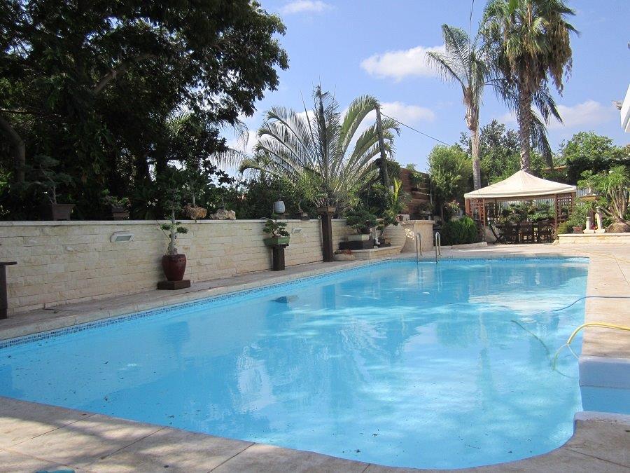 Villa a Ramot Hashavim 