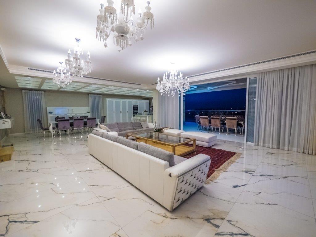 Triplex Penthouse 