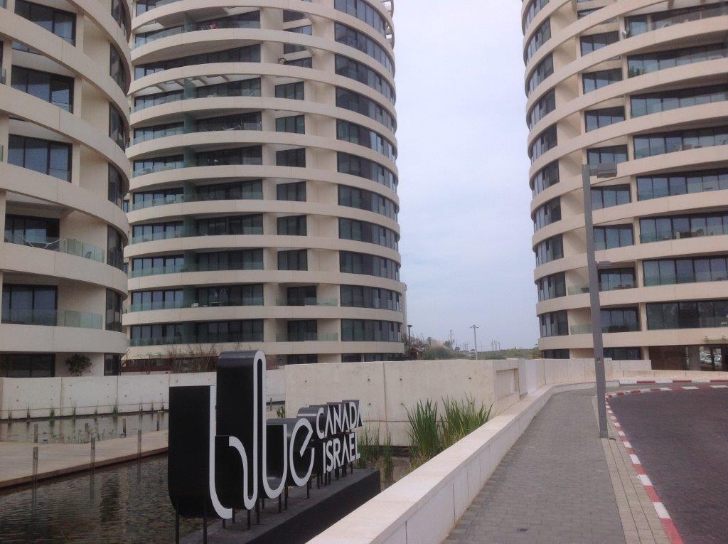 Mini Penthouse à BLUE